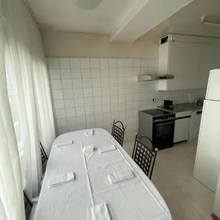Onu - Palexpo-aeroport Apartment *